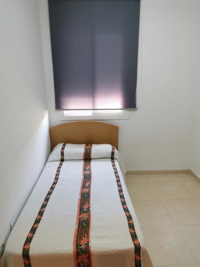 Hostal Residencia Celma Сан-Карлос-де-ла-Рапіта Екстер'єр фото
